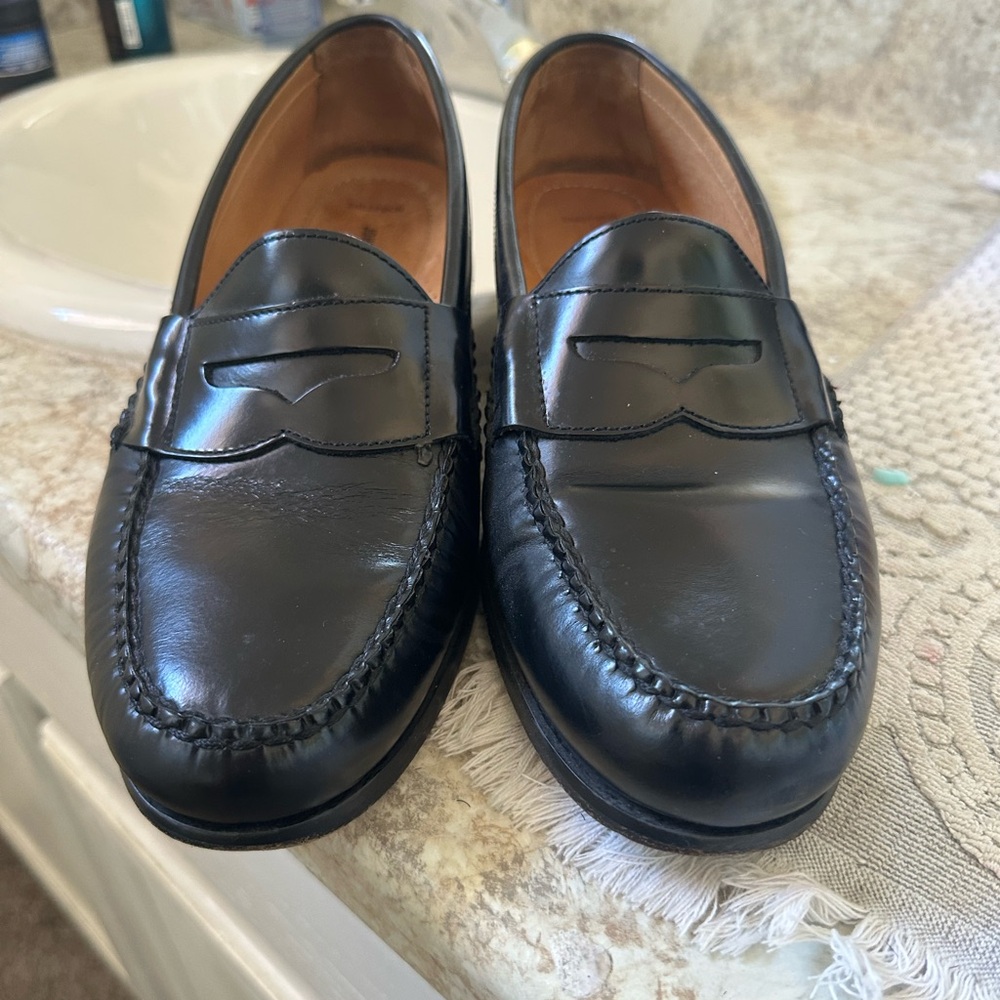 Johnston and Murphy Classic Black Leather Loafers